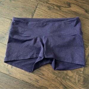 NOBULL Women’s 2” fitted shorts Dark Shadow size Small